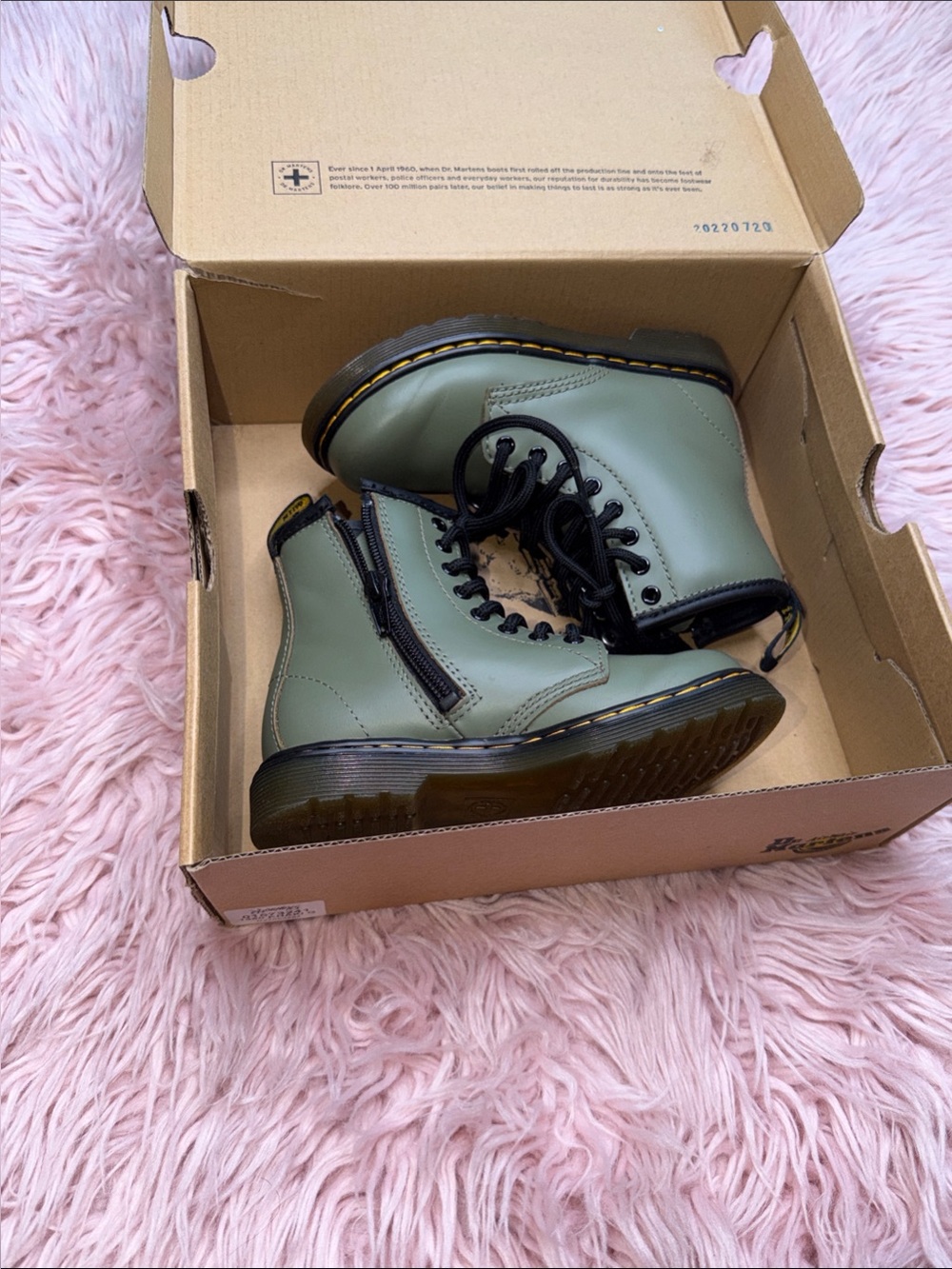 Dr. Martens Kids Olive Green Lace-Up Zip Combat Boots